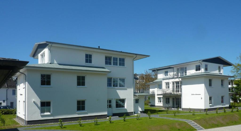Strandhotel Villa Louisa & Appartementhaeuser Villa Josephine Und Villa Christine Юлиусрух Экстерьер фото